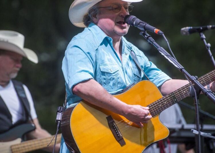 Mark Chestnutt hospitalized in Louisiana before concert | Entertainment/Life