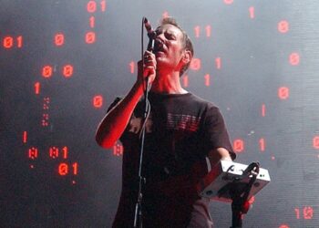 Massive Attack pull their music from Spotify and platforms in Israel