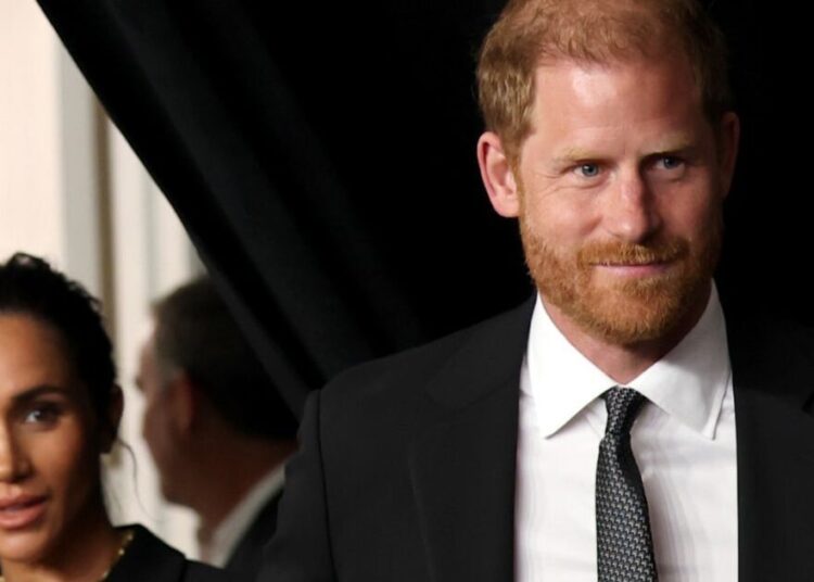 Meghan Markle and Harry slammed as two other royals 'deserved award' | Royal | News