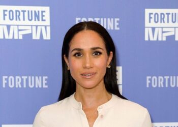 Meghan Markle mocked as fans accuse celeb pal of 'using' her - Royals - News