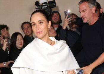 Meghan Markle's awkward PFW moment exposed by lipreader after backlash - Celebrity News - Entertainment