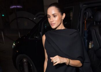 Meghan Markle's telling gesture as she moves on from royals - Celebrity News - Entertainment