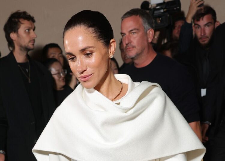 Meghan Markle's 'uncomfortable' moment at PFW exposed - Celebrity News - Entertainment