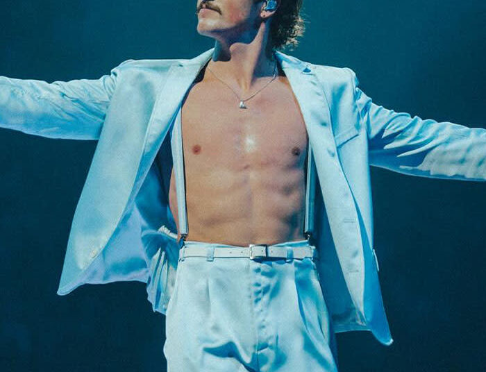 “Mormon Backflip Theory” Goes Viral After Fans Notice Hilarious Trend Among Celebrities and Everyday Men