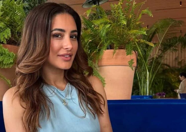 Nargis Fakhri Reveals Her Diet Secrets, Cheat Meal, Favourite Recipes & More
