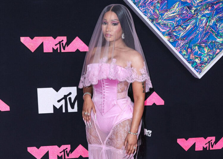 Nicki Minaj has scrapped her plans to drop a new album next year.