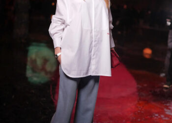 Nicole Kidman at the Chanel fashion show as part of Spring/Summer 2026 Paris Fashion Week held at Grand Palais on October 06, 2025 in Paris, France.