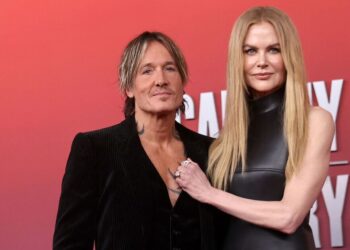 Nicole Kidman urged 'surround yourself with trusted friends' - Celebrity News - Entertainment