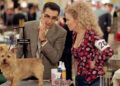 Cookie and Gerry confer at a grooming table in Best in Show (2000)