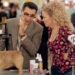 Cookie and Gerry confer at a grooming table in Best in Show (2000)