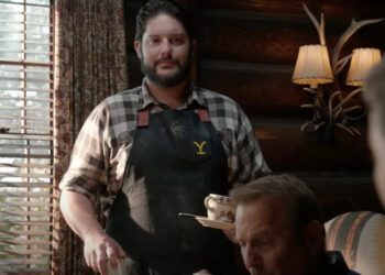 Chef Gator holding a cup on Yellowstone