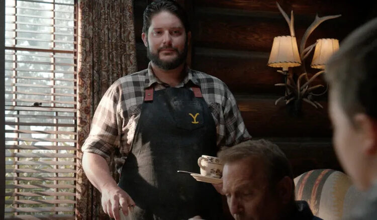 Chef Gator holding a cup on Yellowstone
