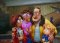 abbi jacobson as katie mitchell, maya rudolph as linda mitchell, danny mcbride as ri, the mitchells vs the machines