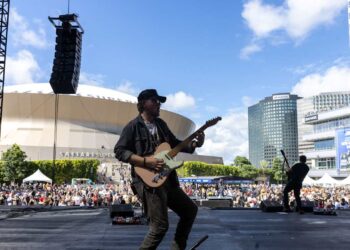 Photos: Champions Square | Saints vs. Buccaneers