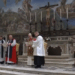 Pope Leo and King Charles pray together