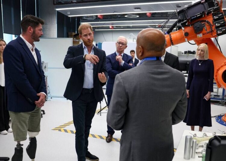 Prince Harry's close call as 'fixated individual' intrudes on UK visit - Royals - News