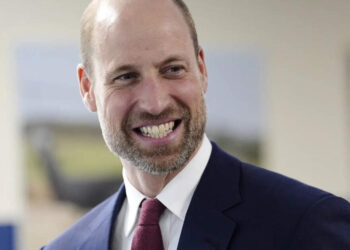 Prince William: Royal reunion? Prince William agrees to meet Harry under one surprising condition