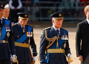 Prince William makes change remark about Prince Harry - Royals - News