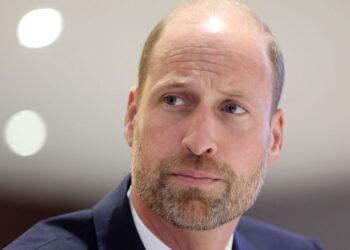 Prince William must appear 'cruel' if he is to 'save the monarchy' - Royals - News
