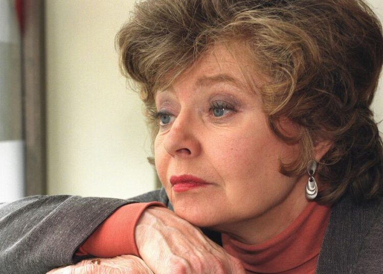 Prunella Scales' devastating final moments before tragic death from dementia | Celebrity News | Showbiz & TV
