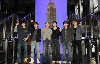 Riize lights up New York in glowing tribute to fans