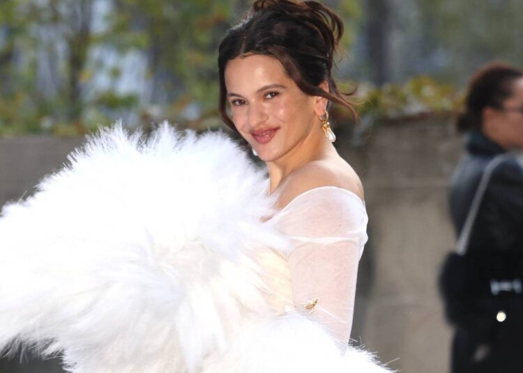 Rosalía Officially Announces Album 'Lux': See Track List