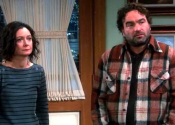 Adult Darlene and David in "The Conners"