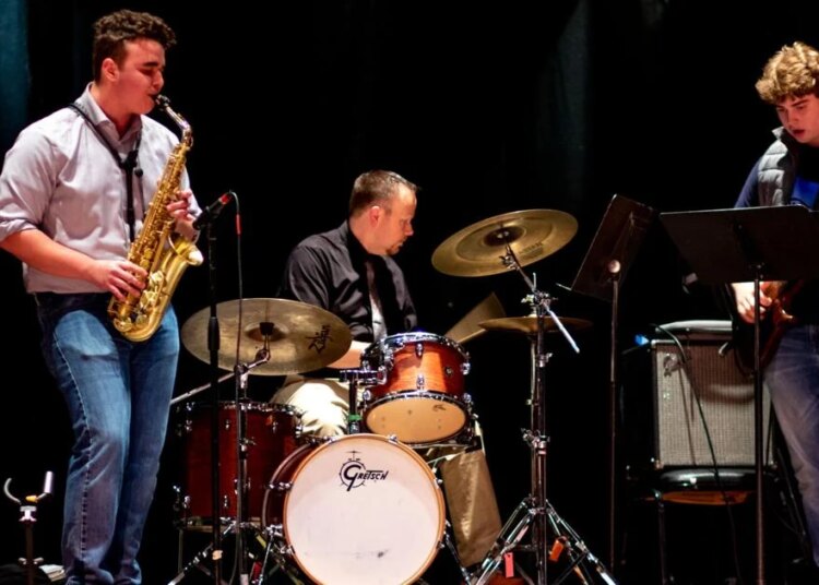 Roseburg High band ensemble scores second in Pride of the Northwest | Entertainment