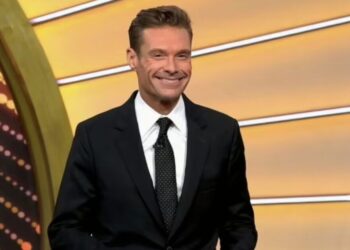 Ryan Seacrest had to 'warn' Derek Hough on Celebrity Wheel of Fortune - Celebrity News - Entertainment