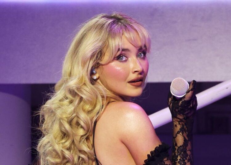 Sabrina Carpenter Warms Up Halloween With Two Cat-Inspired Looks