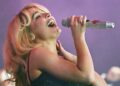 Sabrina Carpenter debuts four new tour songs in Pittsburgh show