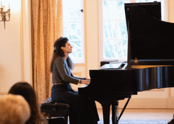 Pianist Dalida Arakelian plays on grand piano at Scholarship Foundation of Santa Barbara event. (Courtesy photo)