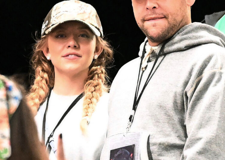Sydney Sweeney and Scooter Braun’s Romance Is ‘Getting Serious’: ‘They Are Committed to Each Other’ – Star Magazine