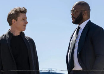 Aidan Gillen as Jack and Tyler Perry as Arthur facing each other in Those Who Wish Me Dead