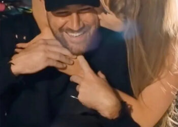 Taylor Swift’s new docuseries features tons of PDA with Travis Kelce. ABC