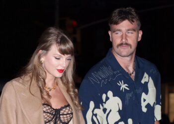 Taylor Swift's Monterey Bay Aquarium Tee Nods to Travis Kelce