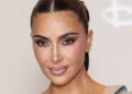 Tearful Kim Kardashian reveals brain aneurysm diagnosis – NBC New York