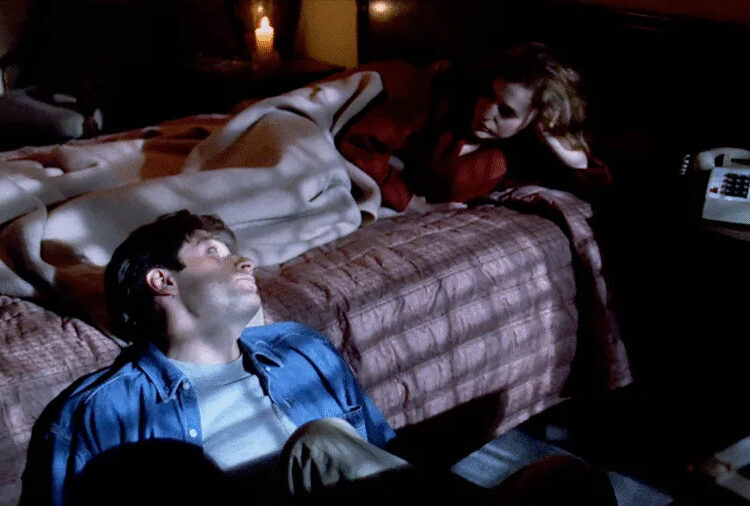 The 1990s Sexiest Sci-Fi Show Is Still A Must Stream