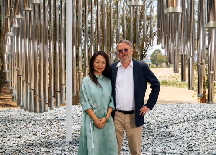 Mei and Allen Warburg are the owners and the visionaries behind the Donum Estate.