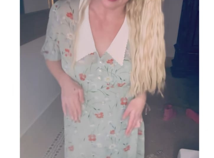 Britney Spears denied many of the claims, framing his narrative as composed of “white lies,” and emphasized that she is the one suffering.