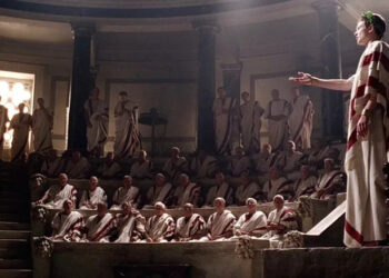 The Roman senate engage in political discussions in Season 1 of Rome