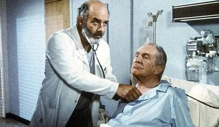 Trapper John checks a patient in "Trapper John, M.D." (1979-1986)