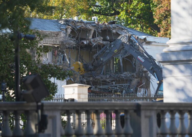 Demolition on the East Wing of the White House before construction of a new ballroom.