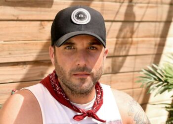 Tyler Rich has terrifying encounter with grizzly bear - Celebrity News - Entertainment
