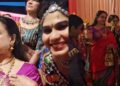 Video Of Fans Clicking Selfies With Hema Malini 'Upsets' Panchayat Star Sunita Rajwar — Why? | Viral News