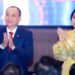 Vingroup chairman Pham Nhat Vuong and his wife Pham Thu Huong. Photo courtesy of Znews.
