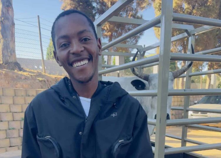 WATCH | KwaMpumuza royal family defends secret burial of prince