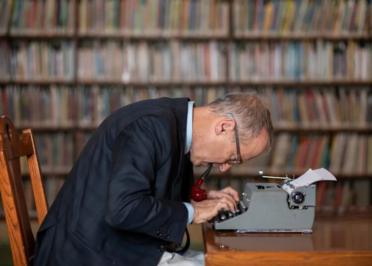 Humorist and best-selling author David Sedaris will speak at 7 p.m. Nov. 2, 2025, at Artis―Naples, 5833 Pelican Bay Blvd. (Photo by Anne Fishbein)