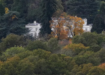 A drone view shows Royal Lodge, a large property on the estate surrounding Windsor Castle, which belongs to Britain's Prince Andrew, is seen in Windsor, Britain, October 21, 2025. REUTERS/Stringer
