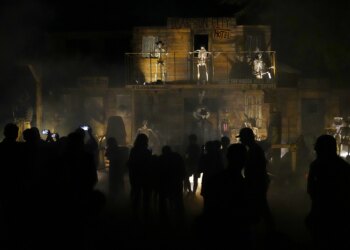 When does Spirit Halloween close? Here's what to know